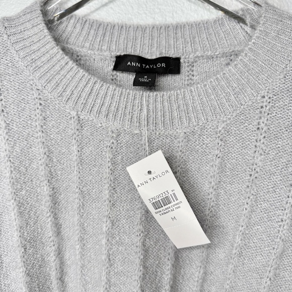 NWT Ann Taylor Soft Spun Cool Gray Balloon Sleeve Women’s Pointelle Sweater Sz M - Picture 11 of 13